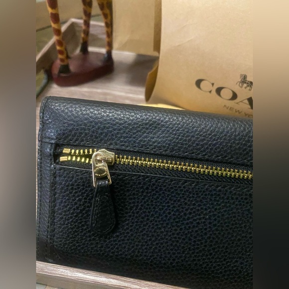 Coach Wallet and Check book •
3 fold Wallet • Carriage Logo - Picture 4 of 15